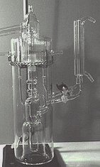 A glass apparatus used for thermoconductivity research